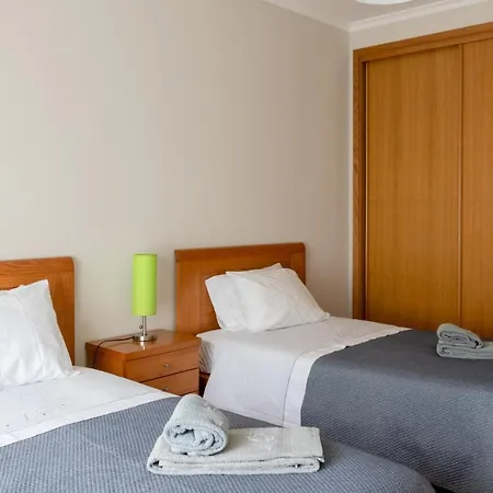 By Mp Madalena (Vila Nova de Gaia)